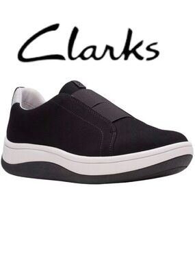 Clarks Size 9 (Wide Width) Cloudsteppers Arla Sage Slip On Shoe, Black
